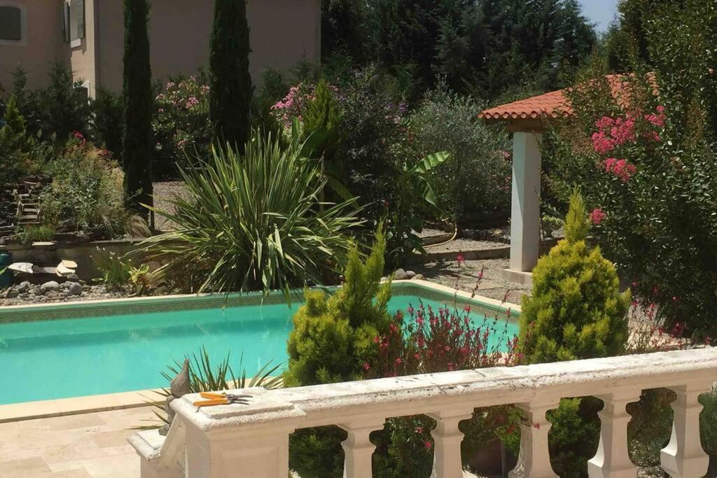 Peaceful 3 Bedroom 8 Person Ground Floor Apartment With Large Private Heated Pool La Digne-d'Amont Dış mekan fotoğraf